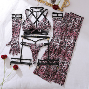 Set di Biancheria Intima Femminile con Stampa Leopardata, Lacci Complessi e Dettagli Traforati per Modellare e Valorizzare il Contorno del Corpo, Lingerie Sexy per Feste - Product Image 6