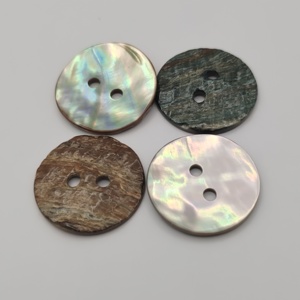 Botones de Concha Natural de 2 Agujeros, Varios Tipos de Materiales, Venta al por Mayor Directa de Fábrica - Product Image 1