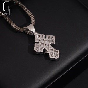 Ciondolo a Croce in Moissanite Preying Palms, Gioielli Hip Hop VVS, Accessori da Uomo Personalizzabili, Collane con Ciondolo in Argento Sterling 925 - Product Image 4