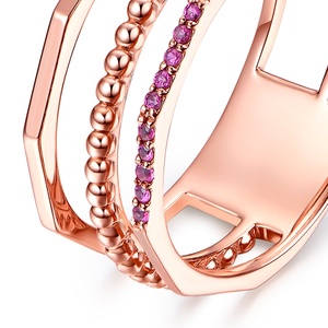 แหวนเงินแท้ 925 ประดับเพชรซิคอนจาก UM Jewelry ดีไซน์โดดเด่น ขัดเงาอย่างประณีต เหมาะสำหรับขายส่ง ของขวัญงานเลี้ยง งานครบรอบ หรืองานแต่งงาน - Product Image 6