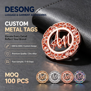 Étiquette métallique en laiton estampée pour T-shirt et pull, logo et design personnalisés pour accessoires de décoration de mode - Product Image 1