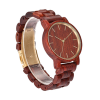 Jam Tangan Kayu Mewah Quartz dengan Tali Jam Kustom untuk Pria Kayu Cendana Merah Logo Terukir