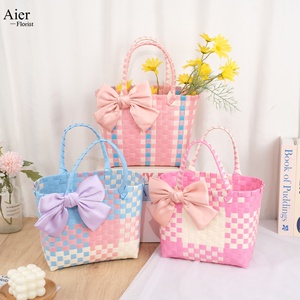 <span class=keywords><strong>Cesta</strong></span> de Arreglos Florales Aierflorist, <span class=keywords><strong>Cesta</strong></span> Tejida con Lazo Grande de Dibujos Animados en Color Contrastante, Caja de Regalo, <span class=keywords><strong>Cesta</strong></span> para Arreglos Florales - Product Image 1
