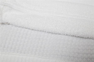 Peignoirs de bain gaufrés en coton doublé d'hôtel blanc pour hommes/femmes cordon respirant thermique luxe romantique pour l'été hiver - Product Image 2