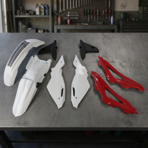Kit Plastiche OEM XFUN per CR 125 2009-2013 Parti Posteriori Moto da Cross Materiale Acciaio e Carbonio Italia - Product Image 2