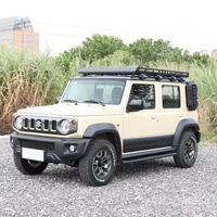 Accessoires : Cadre d'extension latérale, échelle et planche d'évacuation, patins de sable pour Suzuki Jimny 5 portes 2023 2024
