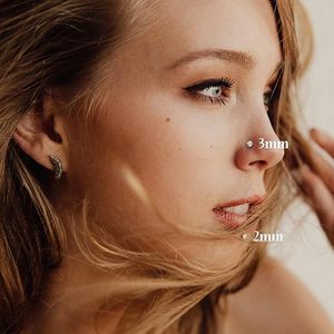 कारखाने थोक टाइटेनियम नाक स्टड भेदी लाल आकार के मोइससानाइट पत्थर फैशन बॉडी गहने नाक स्टड - Product Image 5