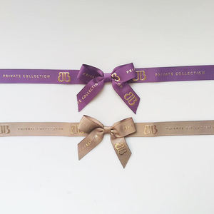 Cinta de Grosgrain de Lujo Personalizada con Logotipo Impreso en Lámina Dorada para Envolver Regalos de Navidad, Rollo de Cinta para Decoración de Chocolates - Product Image 3