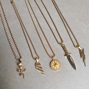 <span class=keywords><strong>Collana</strong></span> con Ciondolo VAF da 24 Pollici in Acciaio Inossidabile 316L, Collezione <span class=keywords><strong>Oro</strong></span>, con Pugnale, Fulmine, Ali, Bussola e <span class=keywords><strong>Rosa</strong></span>, a Forma di Fiore - Product Image 3