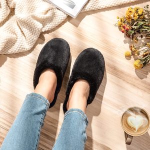 Pantofole da Donna Invernali Comode da Casa in Memory Foam, Ciabatte Antiscivolo Leggere con Fodera in Pelliccia Sintetica Soffice - Product Image 2