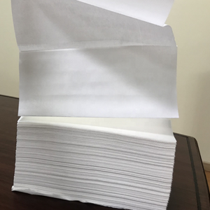 Boîte distributrice de lingettes absorbantes jetables <span class=keywords><strong>tout</strong></span> usage, haute résistance, en polyscellulose, pour nettoyage industriel Pop-N-Wipe - Product Image 4