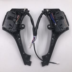 Interruptor de Volante YuTai Compatible con RAV RongRong para Toyota Rayling Corolla - Product Image 4
