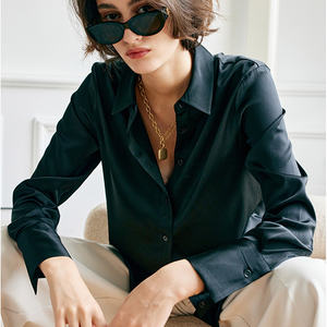 Top di camicette di camicie di <span class=keywords><strong>seta</strong></span> di gelso puro 100% con logo personalizzato allentato nero con maniche lunghe - Product Image 2