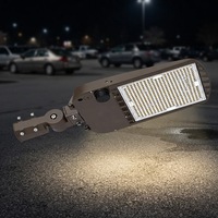 Luminaire LED Premium ETL DLC 5.1 pour parking 200W 28000LMS 140LM/W IP65, éclairage extérieur de type boîte à chaussures avec cellule photoélectrique et montage Slip Fitter