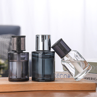 Diffuseur de parfum d'ambiance de luxe en verre cylindrique pour aromathérapie, avec bouchon, diffuseur suspendu pour voiture, vente en gros