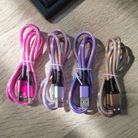 Kabel Data kulit pelangi penjualan laris cocok untuk Micro type-c dan App USB