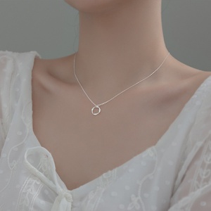 Collier simple en argent S925 pour femme, petit pendentif rond géométrique creux, chaîne de clavicule - Product Image 5