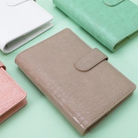Vente en gros de classeur portable en cuir PU Macaron A6 rechargeable à 6 anneaux Classeur économique Classeur personnel à feuilles mobiles avec poche