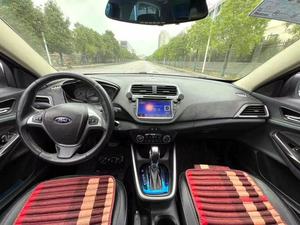 <span class=keywords><strong>Ford</strong></span> <span class=keywords><strong>Focus</strong></span> Usata ad Alto Rapporto Qualità-Prezzo, 5 Posti, Guida a Sinistra, Cambio Automatico, Interni in Pelle Scura, Cerchi R16, Berlina Urbana, Pronta per la Consegna - Product Image 4