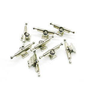 <span class=keywords><strong>Pro</strong></span> Fingerboard Truck Alloy 29mm 32mm <span class=keywords><strong>Mini</strong></span> Fingerboard Truck avec une bonne douille pour Finger Skateboards - Product Image 2
