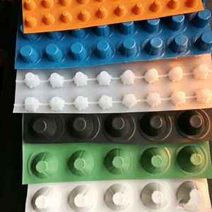 Planche <span class=keywords><strong>de</strong></span> drainage en plastique alvéolé imperméable verte pour toiture, jardin, barrage et drainage du <span class=keywords><strong>fond</strong></span> des parcs - Product Image 1