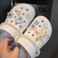 Breloques pour sabots et chaussures de jardin, style estival, série Océan, amovibles, avec motifs perle, dessin animé, étoile de mer, poisson, coquillage