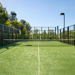 Modular Court Fornecedor: Fornecendo Panoramic Glass Fence Padel Tennis Courts para todas as configurações.