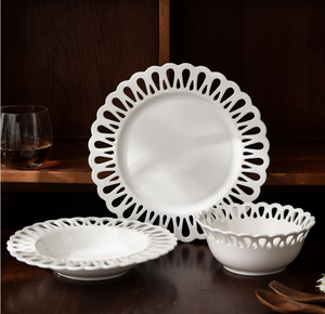 Nouvelles Assiettes en Céramique Creuses à Motifs Dentelle Français, Vaisselle en Porcelaine Blanche Personnalisable en Gros avec Logo pour Mariages et Fêtes - Product Image 6