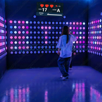 Jeux interactifs à boutons lumineux LED : Défi Spot It – Parc d'attractions intérieur en métal pour le team building et le divertissement