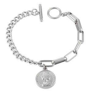 Bracelet en acier inoxydable avec pendentif pièce commémorative ronde tête de reine, bijoux pour hommes et femmes - Product Image 1