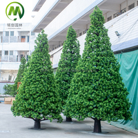 Neuer Stil Outdoor-Weihnachtsbaum mit Glasfaserstamm Künstlicher Weihnachtsbaum Maßgefertigte Künstliche Zeder- und Kiefernbaum für Dekoration