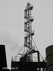 Tháp ống khói truyền thông của trạm cơ sở Viễn Thông từ xa dễ lắp đặt và bền - Product Image 3