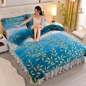 Jacquard Set di biancheria da <span class=keywords><strong>letto</strong></span> quattro pezzi copripiumino in raso europeo copripiumino <span class=keywords><strong>letto</strong></span> doppio Set biancheria da <span class=keywords><strong>letto</strong></span> ispessita all'ingrosso - Product Image 2