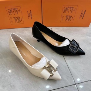 2024 <span class=keywords><strong>le</strong></span> dernier style d'inventaire en gros de nouvelles chaussures chaussures usagées chaussures de sport pour hommes et femmes talons hauts - Product Image 2