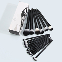 Ensemble de pinceaux de maquillage professionnels OEM personnalisés, 18 pièces, poils synthétiques de qualité supérieure, kit de pinceaux cosmétiques avec boîte pour le visage et les yeux