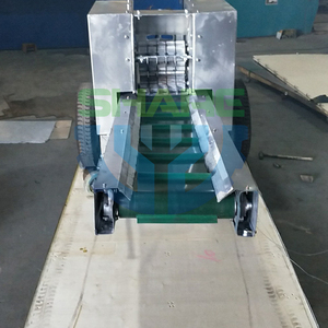 Máquina peladora de piel de coco vieja seca Máquina peladora de cáscara de coco seco Máquina removedora de piel marrón de coco con cinta transportadora - Product Image 6