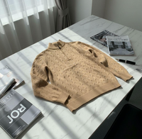 Maßgefertigter Old Money Strickpullover 100% Baumwolle Halber Reißverschluss Zopfmuster Stehkragen Herren Casual Winter Pullover Atmungsaktiv Großhandel