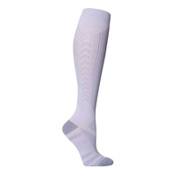 Chaussettes de compression sportives professionnelles, chaussettes de course réfléchissantes de nuit, chaussettes de compression personnalisées pour la course