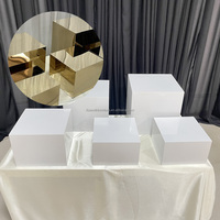Lot de 5 cubes de présentation carrés blancs en acrylique pour buffet, présentoirs empilables en lucite pour aliments, socles de présentation pour fêtes