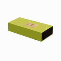 Boîte d'emballage rigide pour ampoules en carton recyclé aseptique sur mesure de luxe avec laminage mat, fermeture magnétique et gaufrage