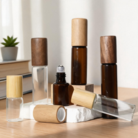 Bouteilles en verre à bille pour échantillons de parfum et d'huiles essentielles avec bouchons en bois de noyer et de hêtre – Idéales pour la maison, le bureau et les voyages