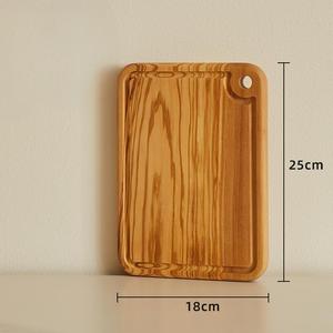 Tabla de Cortar de Madera de Olivo Natural para Queso y Charcutería, Madera Maciza con Ranura para el Hogar y Restaurantes - Product Image 4
