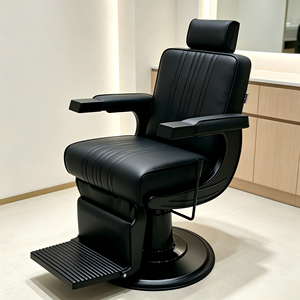 Chaise <span class=keywords><strong>de</strong></span> salon noire <span class=keywords><strong>de</strong></span> style urbain avec surpiqûres côtelées, base sur pieds tout noire et repose-pieds rainuré. - Product Image 4