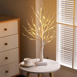 Weihnachts-Birkenbaum mit Warmweißen LED-Lichtern Mini Künstlicher Feen-Bonsai Tischdekoration 
 Dekorative Lampen für Innenräume und Tischdekoration - Product Image 1