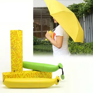 Shenzhen Portable New Design Fashion Emulation Banana Shape 3 Folding Umbrella with Plastic Case