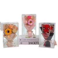 Vente en gros de boîtes cadeaux transparentes pliables écologiques de la marque CZ, avec poignée, pour fleurs de savon, cadeau pour la Saint-Valentin