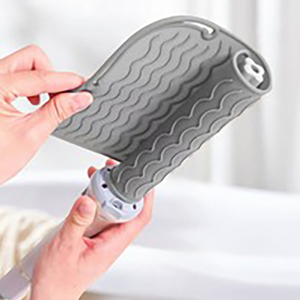 Tapis de voyage en silicone résistant à la chaleur pour salon de coiffure avec logo personnalisé, tapis isolant pliable et portable pour fer à friser - Product Image 3