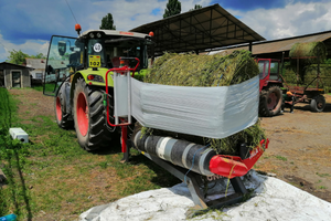 Film étirable pour ensilage écologique Blanc laiteux Vert jade Noir 750 mm 500 mm Taille personnalisée Résistant aux UV Enveloppe pour balles de foin - Product Image 4