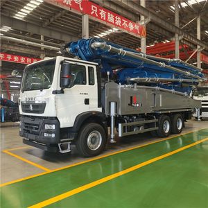 Camion pompe à béton JIUHE de 30m, 38m, 43m, 52m, fabricant d'usine, camion pompe à béton à flèche pour la vente - Product Image 1
