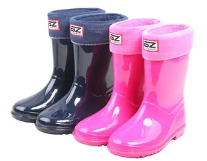 Fabricante de fábrica de alta calidad invierno cálido forro de lana PVC niños Botas de lluvia transparente PVC Botas de lluvia niños